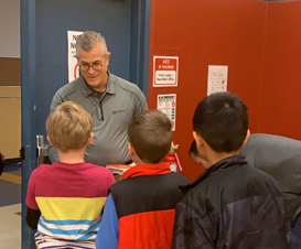 Steve Stapp Volunteering with the Rose City Readers at Beaver Acres Elementary School